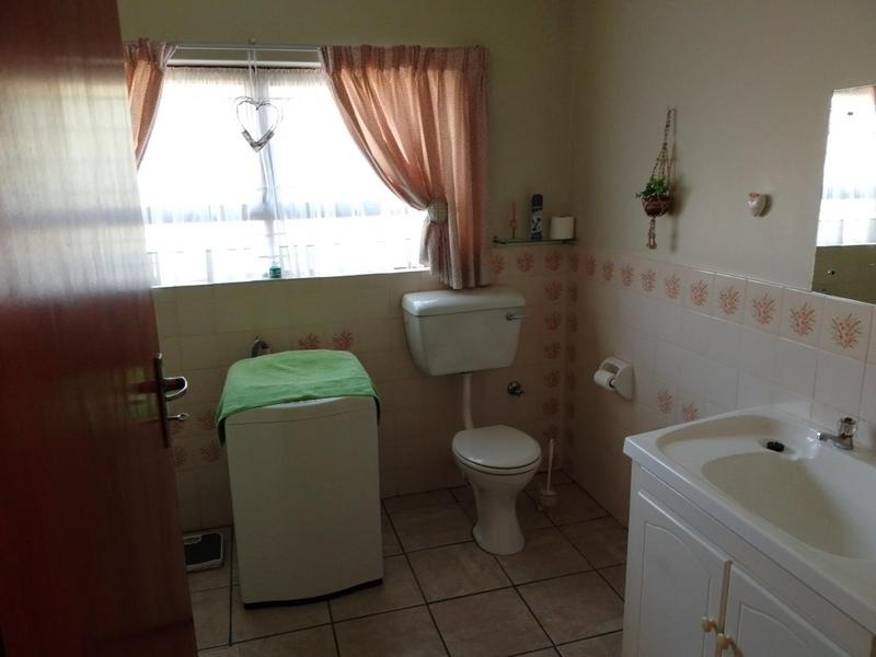 3 Bedroom Property for Sale in Bayview Western Cape